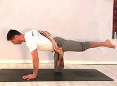 Adho Mukha Kasyapasana